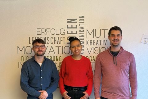 Niklas Kouba (Abteilungsleiter Digitalisierung und IT), Miriam Laroche und Florian Weiss.