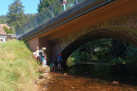 Kühles Fußbad in der Eyach