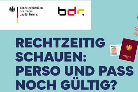 Die Bearbeitungszeit für Personalausweise beträgt derzeit ab Antragstellung ca. 3 Wochen und für Reisepässe ca. 6 Wochen, bitte prüfen Sie rechtzeitig die Gültigkeit Ihrere Papiere.