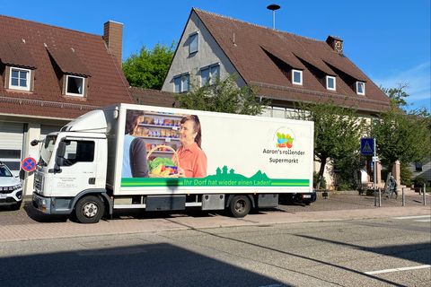 Während der Baustelle finden Sie "Emma" oberhalb der Schwarzwald Apotheke.