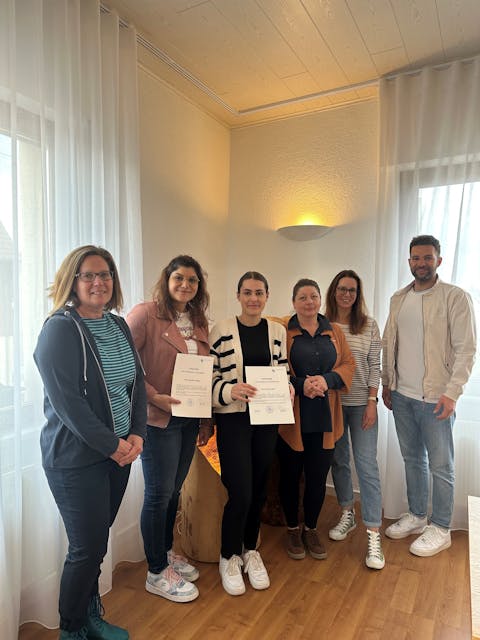 V.l.n.r. Melanie Benz, Jennifer Lattuca, Svenja Klett, Manuela Höhne, Jessica Drescher und Benedikt Lorsch