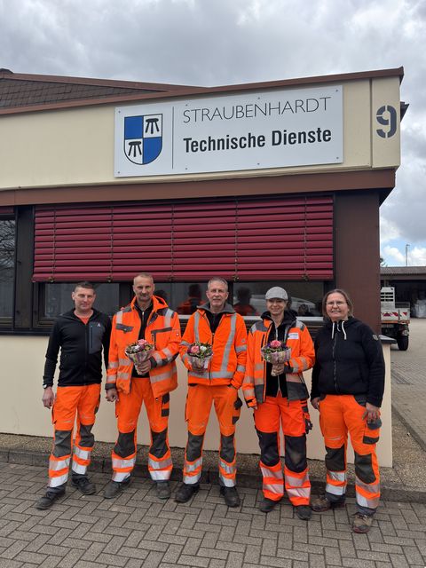 v.l.n.r. Jan Schäfer (Gruppenleitung Schwarz), Nermin Zilic, Michael Schleeh, Astrid Wagner und Barbara Rabold (Gruppenleitung Grün) 