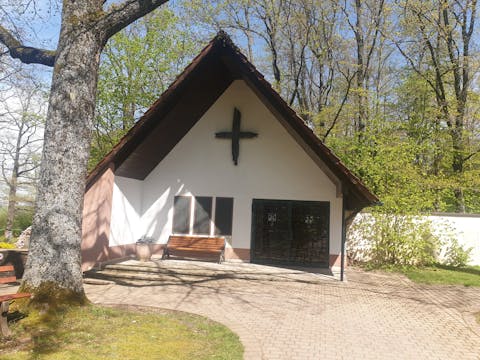 Aussegnungshalle in Pfinzweiler