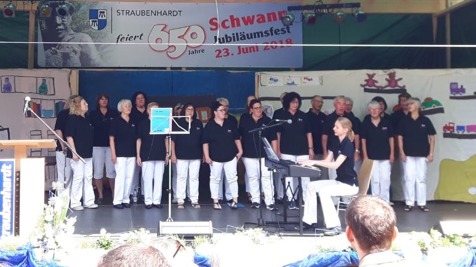 GV Frohsinn Schwann beim Auftritt